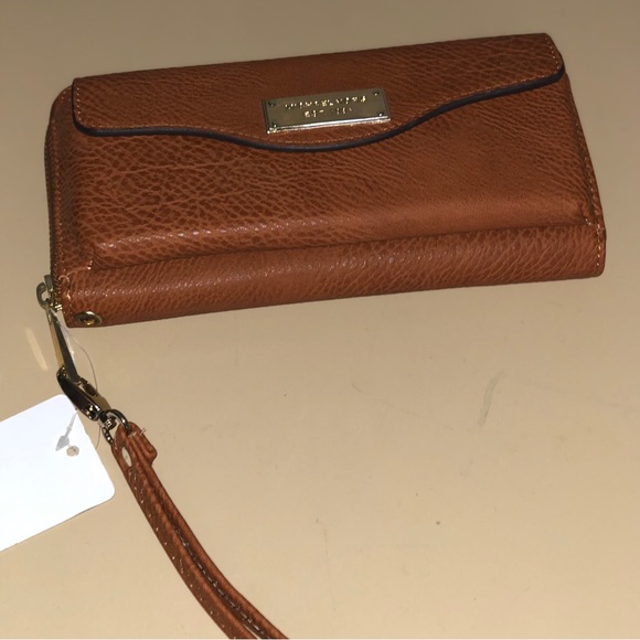 Stylish hand bag and wallet set. A great gift with many pockets and slots. - Picture 7 of 8